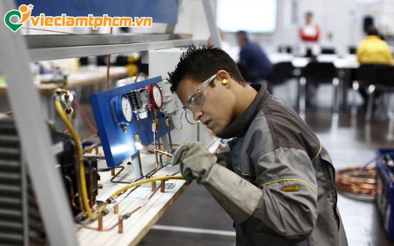 học nghề điện lạnh mất bao lâu